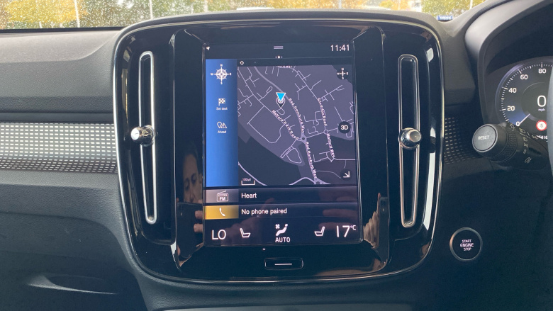 Volvo Xc40 2.0 B4P R DESIGN Pro 5dr Auto [7 speed] Petrol Estate